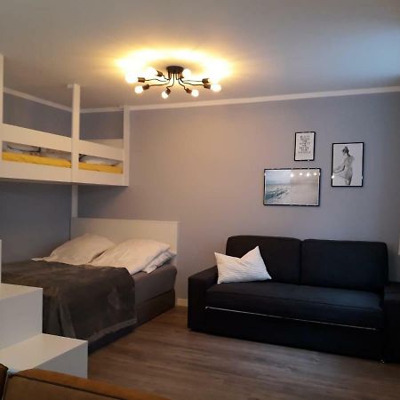 Petit Bagage 2019 Neueroeffnung Apartamento Sankt Augustin Exterior foto